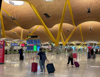 Miniatura: Świąteczne loty będą utrudnione. Znane...