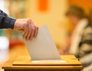 Miniatura: CBA zatrzymało 4 osoby w związku z...