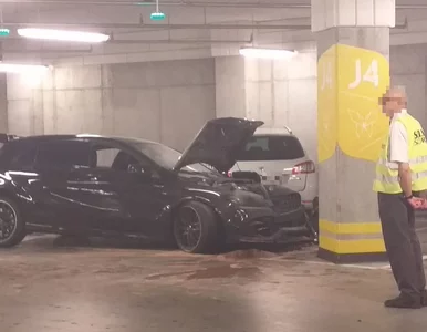 Miniatura: Mercedes naćpanego kierowcy sam zawiadomił...