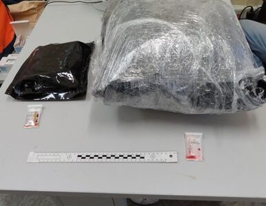 Miniatura: Kilogram amfetaminy i 2 kg marihuany w bagażu