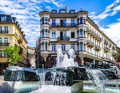 Miniatura: Z Polski do światowej sławy uzdrowiska....