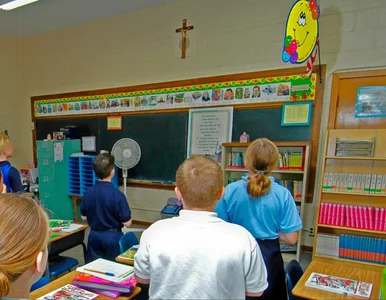 Miniatura: Burza ws. lekcji religii w szkołach....