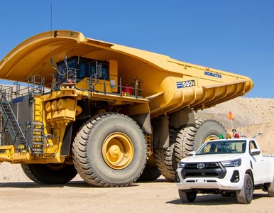 Miniatura: Toyota stworzy autonomicznego Hiluxa....