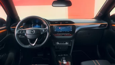 Miniatura: Opel kusi ceną i 8-letnią gwarancją. Nowe...