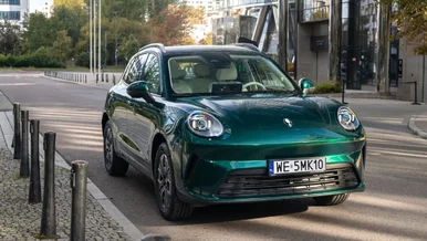 Miniatura: Podobny do Porsche w wersji mini. Kosztuje...