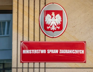 Miniatura: Rosjanie uszkodzili polski konsulat w...