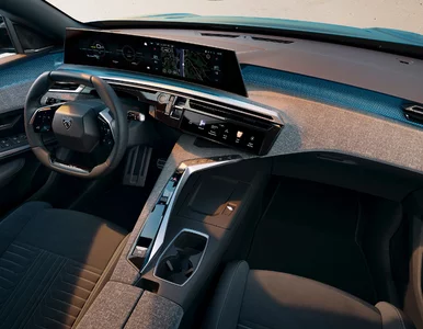 Miniatura: Peugeot włącza do aut sztuczną...