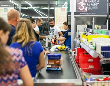 Miniatura: Pracownicy popularnej sieci handlowej...