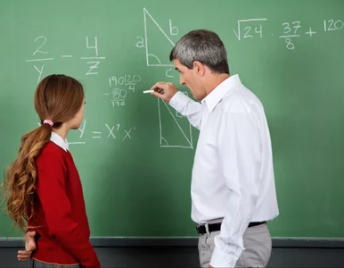 Miniatura: Nauczyciele cenzurowani w polskich...