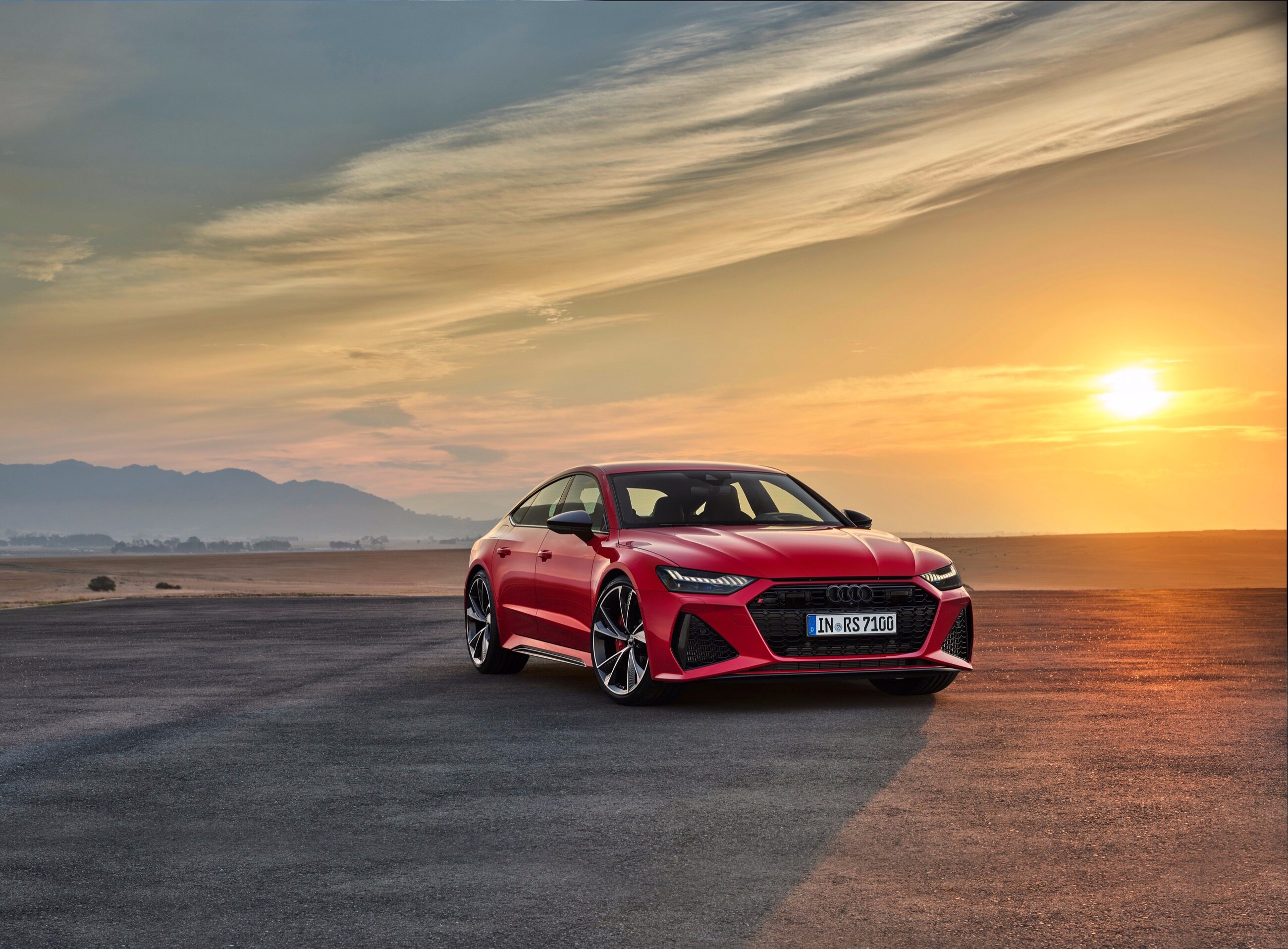 Nazwa Audi pochodzi od nazwiska założyciela (Augusta Horcha) zapisanego: