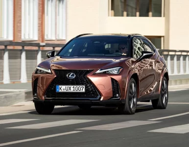 Miniatura: Lexus UX 300h w promocji. Nowe sposoby na...