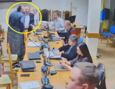 Miniatura: Potężna awantura na Radzie Gminy. „Umiesz...