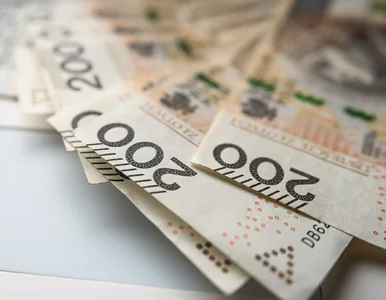 Miniatura: ZUS przesuwa terminy wypłat. Trzynastki...