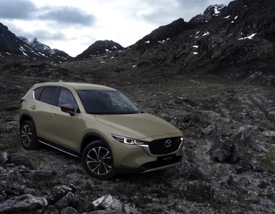 Miniatura: Odświeżona Mazda CX-5. Co nowego w polskim...