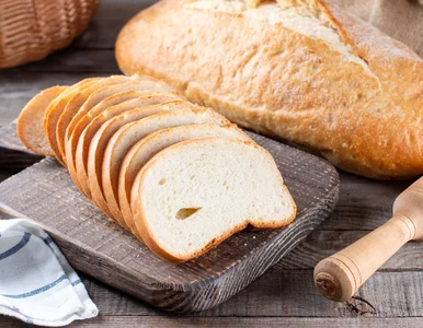 Miniatura: Chcesz jeść chleb na diecie? Dietetyczka...