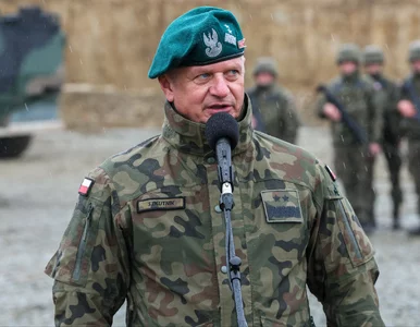 Miniatura: Sensacyjne odejście „żelaznego generała”....