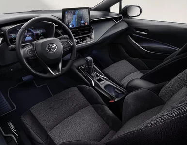 Miniatura: Toyota obniża ceny. Hit sprzedaży za mniej...