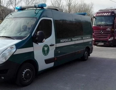 Miniatura: Kierowca 40-tonowego TIR-a jechał po...