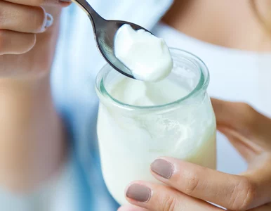Miniatura: Skyr, jogurt naturalny czy grecki na...