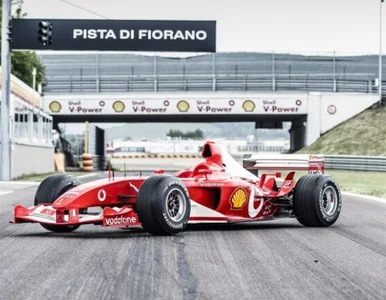Miniatura: Legendarny bolid Michaela Schumachera...