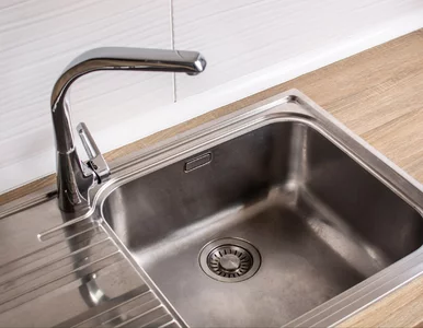 Miniatura: Myjesz zlew, a bakterie i tak wygrywają....