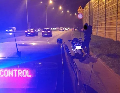 Miniatura: Jechał 167 km/h w zabudowanym. Policjantom...
