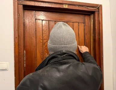 Miniatura: Nowe oszustwo w blokach. Pukają i mówią o...