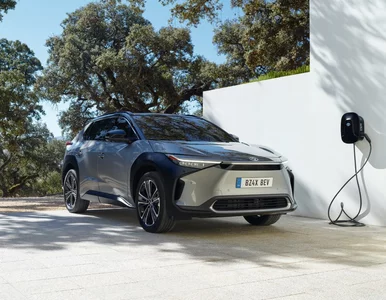 Miniatura: Sensacja, jest zupełnie nowy model Toyoty....
