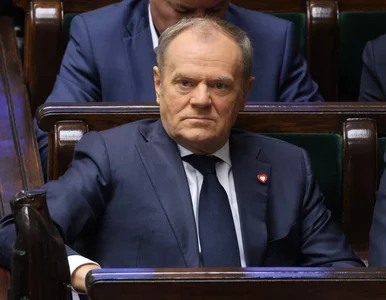 Miniatura: Tusk pochwalił się cenami paliw....