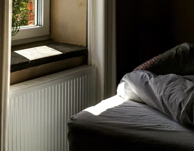 Miniatura: Rozsyp na noc przy kaloryferze. Wilgoć...
