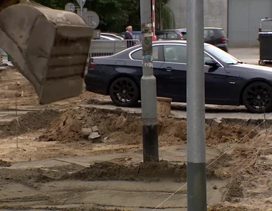 Miniatura: Szczecin. Rozebrali drogę, zostawili...