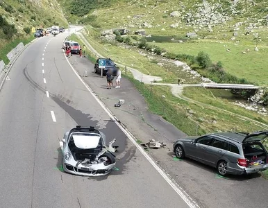 Miniatura: Zobacz wypadek za… 15 mln zł. Zderzyły się...