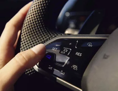 Miniatura: Przyciski na kierownicy w Volkswagenach...