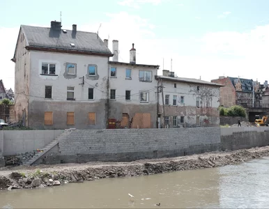 Miniatura: Skandal z pomocą dla powodzian....