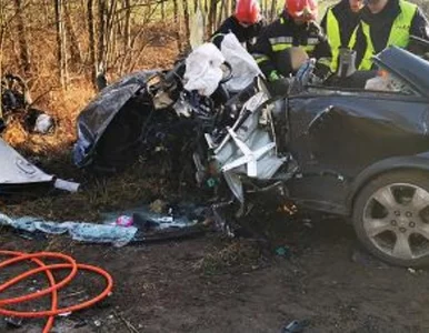 Miniatura: Łódzkie. Tragiczny wypadek przed ślubem....