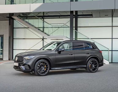 Miniatura: Zupełnie nowy Mercedes-AMG GLC. SUV o...