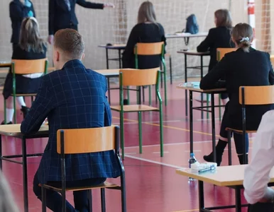Miniatura: Zdjęcia maturalnego arkusza po kilku...