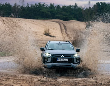 Miniatura: Nowa wersja ekstremalna. Mitsubishi L200...