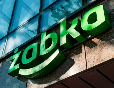 Miniatura: Żabka wygrywa z dyskontami. Oddaj butelkę,...