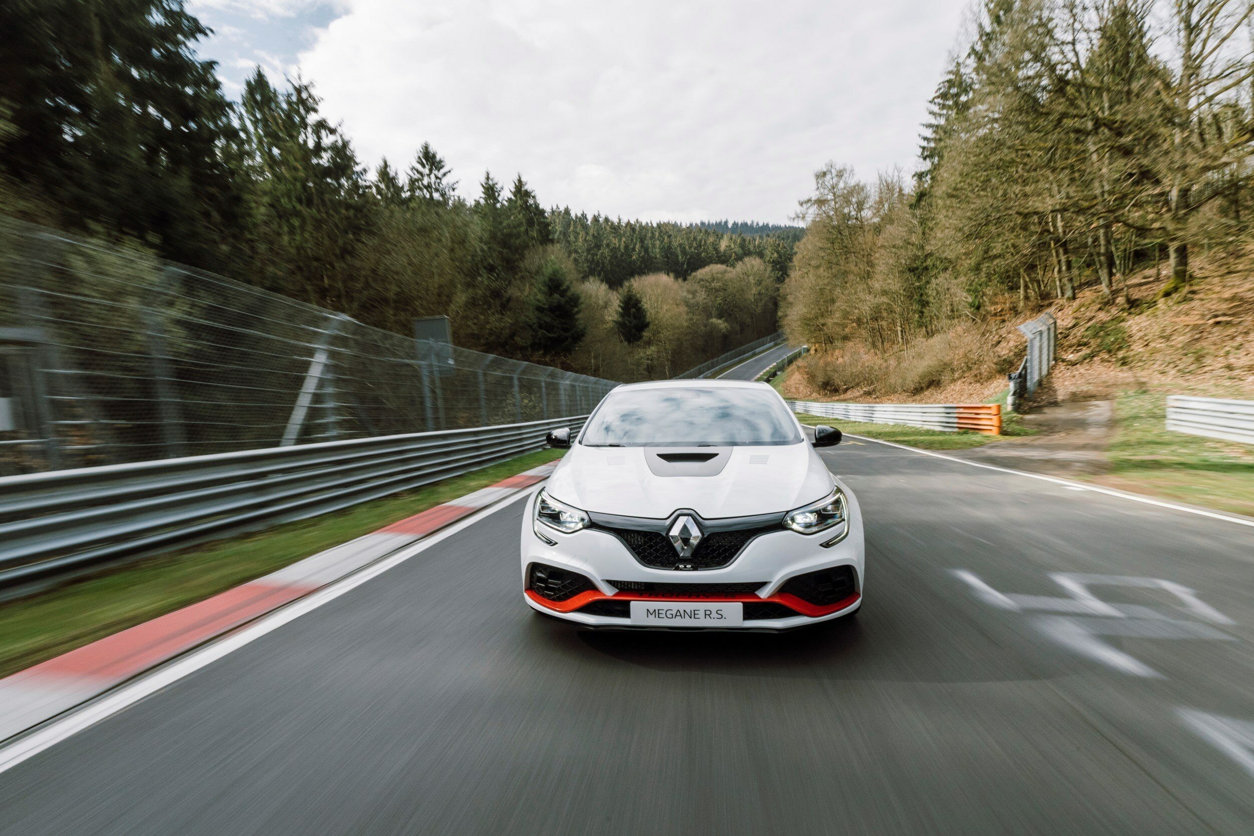 Renault Megane RS Trophy r