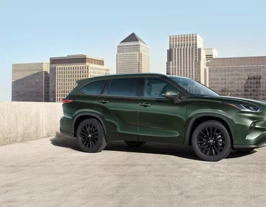 Miniatura: Start zamówień Toyoty Highlander z roku...