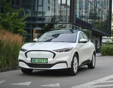 Miniatura: Ford daje dodatkową ochronę pogwarancyjną...