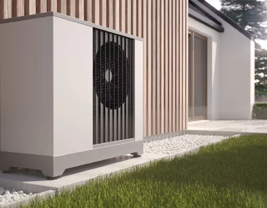 Miniatura: Szokujące rachunki po mrozach. Pompy...