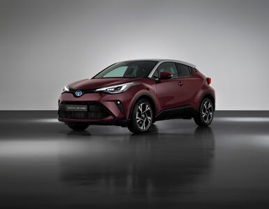 Miniatura: Odmieniona Toyota C-HR na 2022 rok. Więcej...
