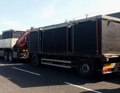 Miniatura: Ciężarówka jechała przeładowana o... 21 ton