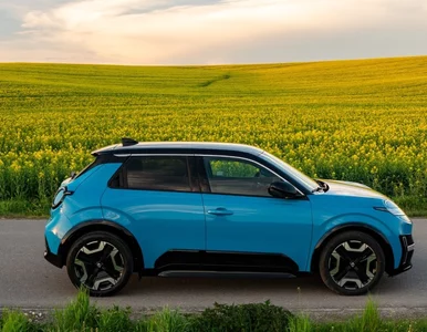 Miniatura: Nissan Micra 2026. Google zaplanuje...