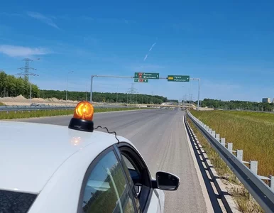 Miniatura: Pierwsze polskie miasto z pełnym ringiem...