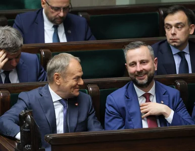 Miniatura: Nietypowe okrzyki w Sejmie. Tusk zwrócił...