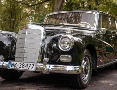Miniatura: Mercedes „Adenauer” Gomułki i Gierka do...
