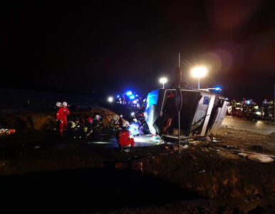 Miniatura: Wypadek autokaru na Dolnym Śląsku. Jedna...
